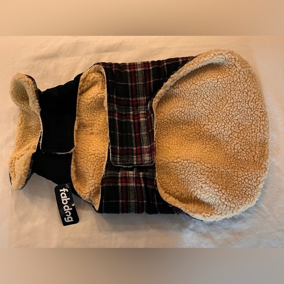 fabdog Dog Jacket - Soft & Durable Wool Shearling Coat -Black plaid - Picture 2 of 10